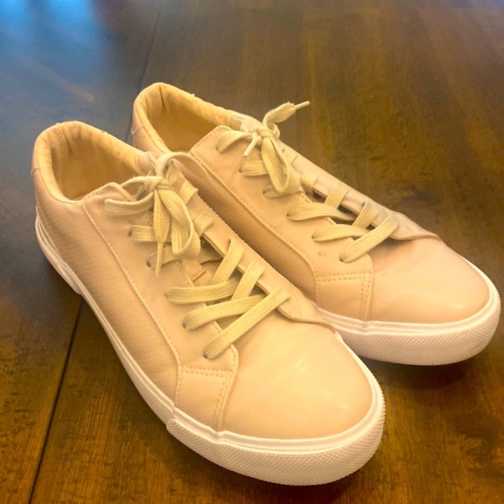 YOKI pink leather tennis shoe size 10 women